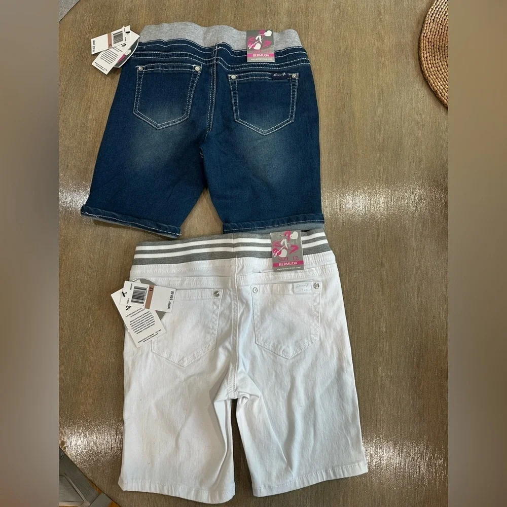 Seven7 girls size 12 lot of 2 White and Gray Striped Shorts NWT